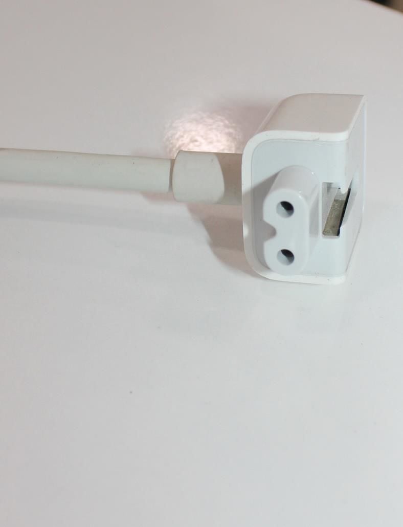 Apple Orijinal Magsafe Adaptör Güç Uzatma Kablosu İkinci El BEGKW780